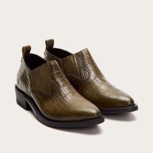 Frye Billie Shootie in Rosemary